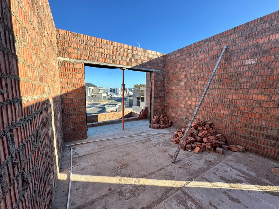 4 Bedroom Property for Sale in Sandown Western Cape